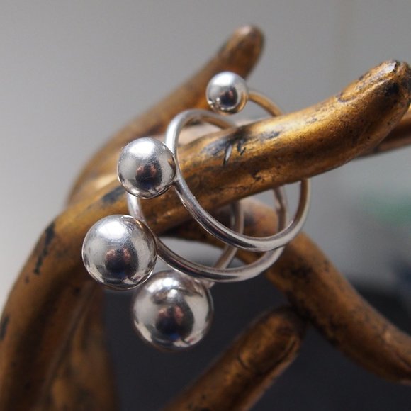 Vintage Jewelry - 💍HP💍MOD Spiral Ball Poland Gdansk Ster SLVR Ring